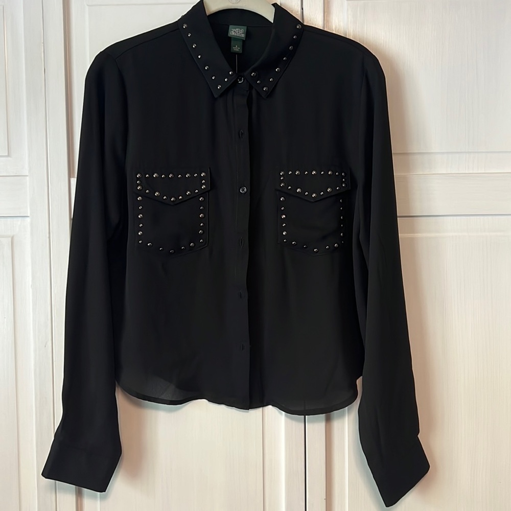 Wild fable blouse. Size small.